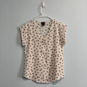 Rue21 Floral Cuffed Short Sleeve Blouse